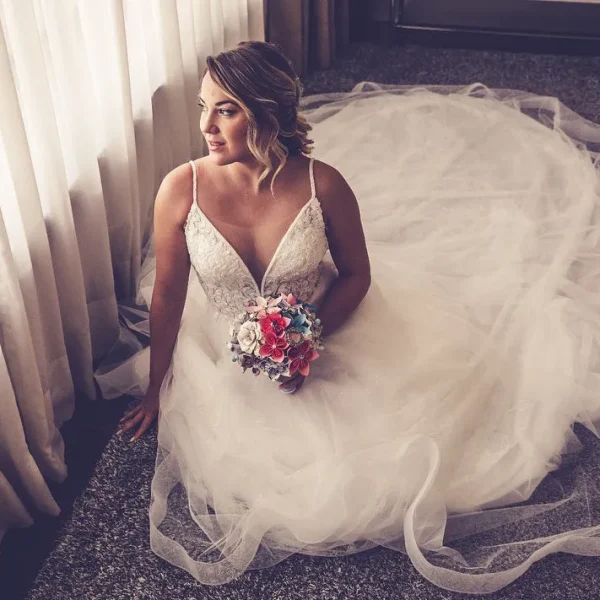 Posado de novia con peinado Morla Estilistas